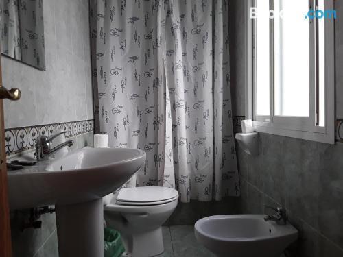 קלהונדה Hostal Miguel מראה חיצוני תמונה